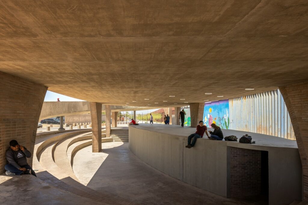 Border Library and Public Park | Fernanda Canales - Sheet 4